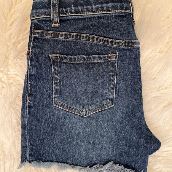 NWOT Cat & Jack "Cut off shorts in Stretchy Denim" - Picture 4 of 6